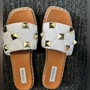 White Steve Madden sandals